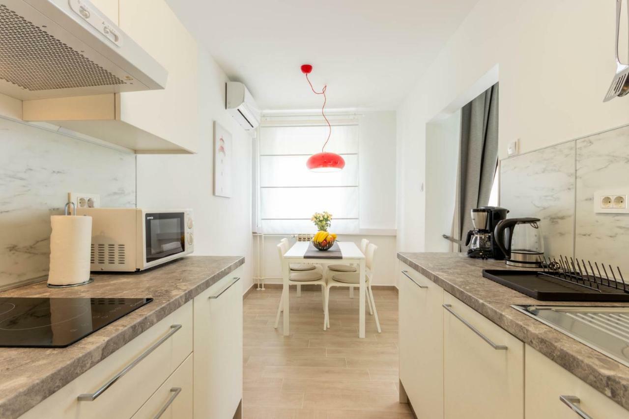 Hendrix Bridge Apartment 2 자그레브 외부 사진